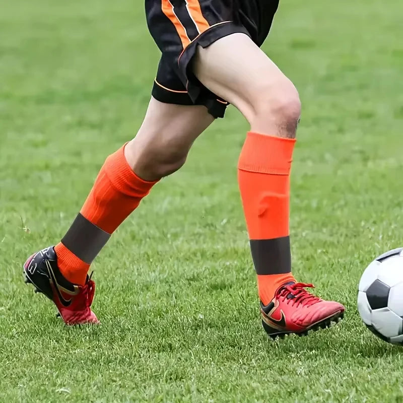 1 Pair Silicone Shin Guard Training Anti-Slip Anti-Slip Socks Sports Shin Guards Soccer Training Foot Guards